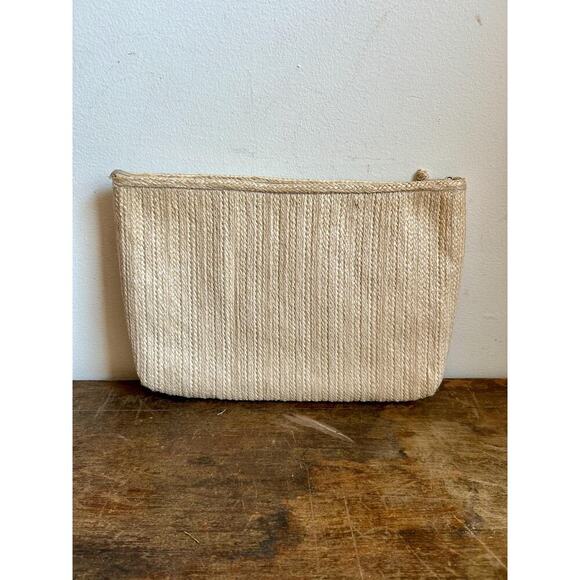 Vintage 80's Straw Clutch | Vintage Handbag - Picture 3 of 6